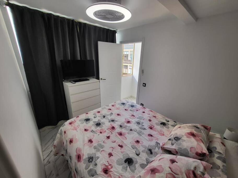 Las Canteras New 2 Bedrooms Flat At The Beach Parking Optional Las Palmas de Gran Canaria Extérieur photo