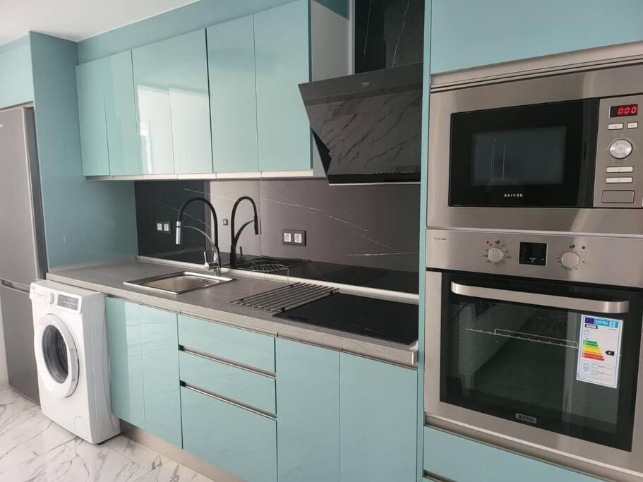 Las Canteras New 2 Bedrooms Flat At The Beach Parking Optional Las Palmas de Gran Canaria Extérieur photo
